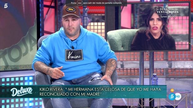 Kiko Rivera con una imagen de Isa Pi / Telecinco