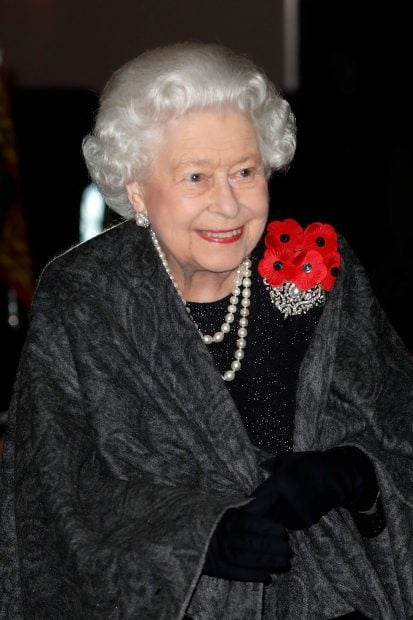 La Reina Isabel vestida de negro / Gtres