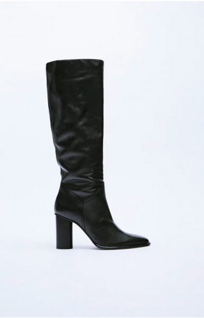 Botas 'oversize'./Zara