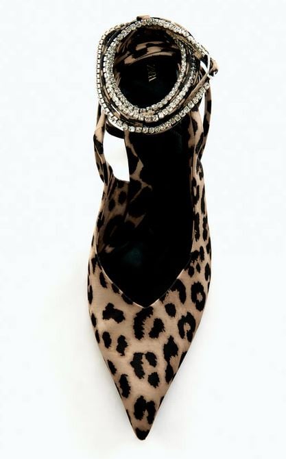 Zara tiene los famosos tacones The ATTICO por solo 40 euros