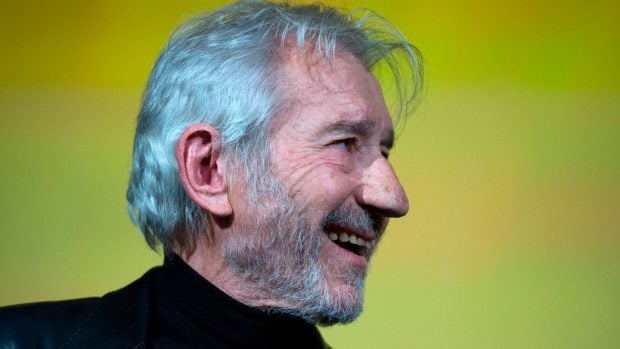Jos&eacute; Sacrist&aacute;n, ri&eacute;ndose / Gtres