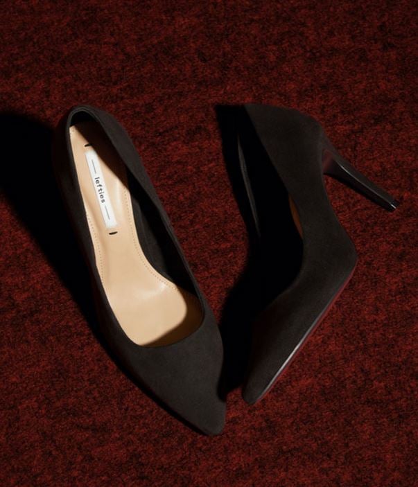 Apuesta por lo b&aacute;sico con estos zapatos de Lefties por menos de 12 euros