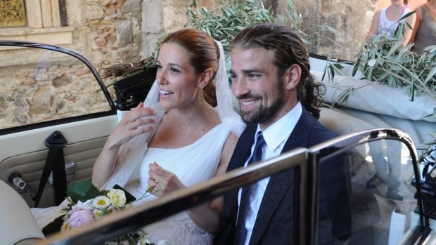 Raquel S&aacute;nchez Silva y Mario Biondo el d&iacute;a de su boda./Gtres