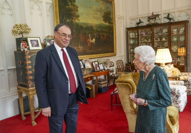 reina Isabel