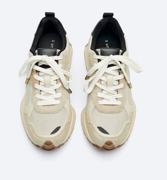 Locura con las zapatillas m&aacute;s baratas de Uterq&uuml;e y su precio