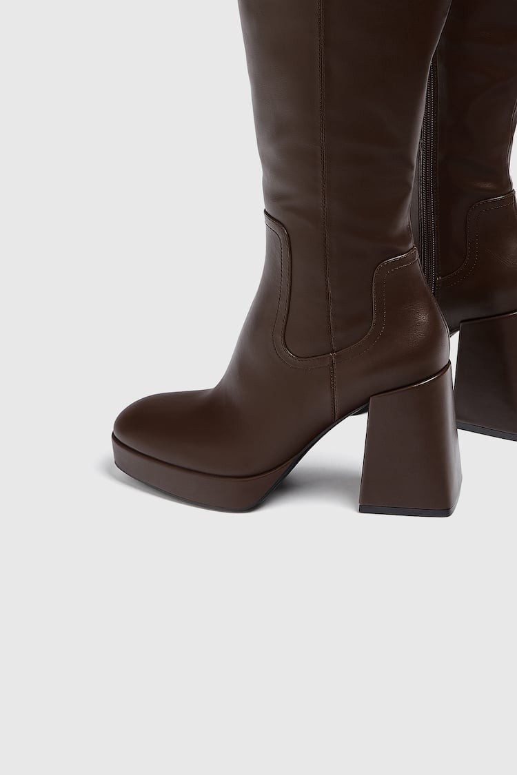 Pull&Bear tiene las botas con plataforma m&aacute;s c&oacute;modas de Inditex