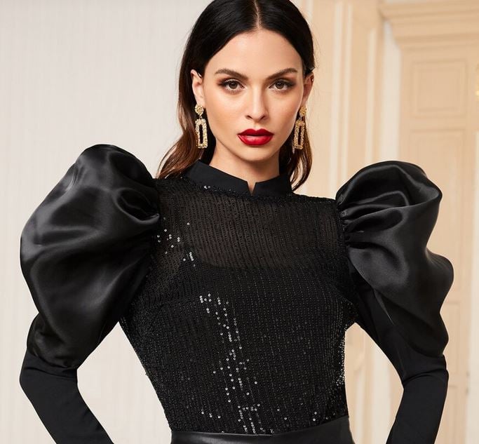 No todo son vestidos para Navidad: Shein tiene los tops clave para estas fechas navide&ntilde;as
