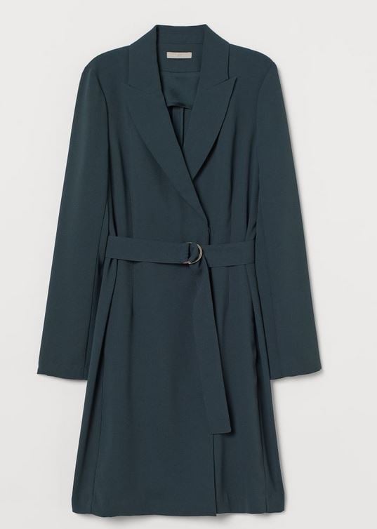 El vestido blazer m&aacute;s elegante est&aacute; en H&M y cuesta 20 euros menos