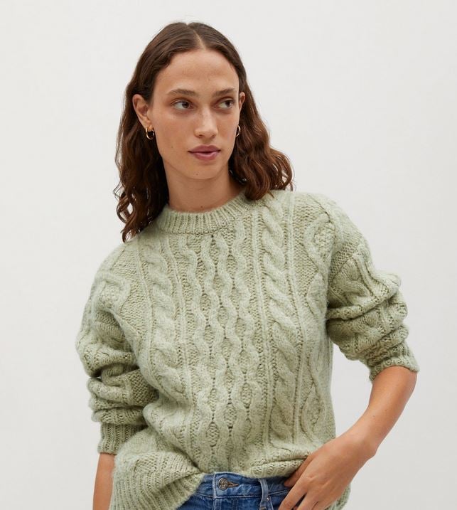 Este es el jersey de punto que buscas y est&aacute; en Mango Outlet rebajado