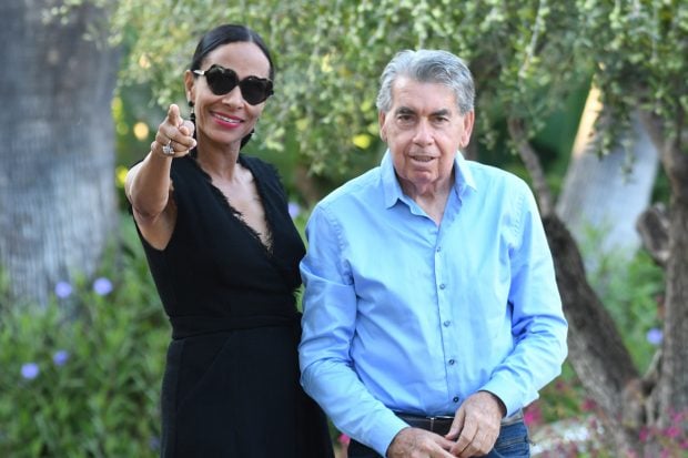 Manolo Santana y Claudia Rodr&iacute;guez / Gtres