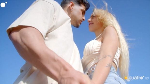 Sandra y Dar&iacute;o en la promoci&oacute;n de 'La isla de las tentaciones'./Cuatro