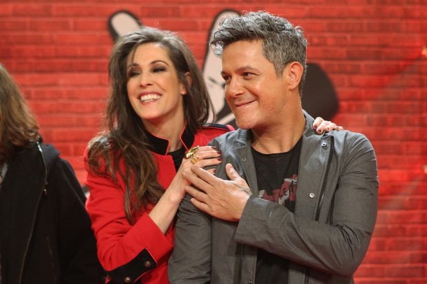 Mal&uacute; y Alejandro Sanz ri&eacute;ndose / Gtres