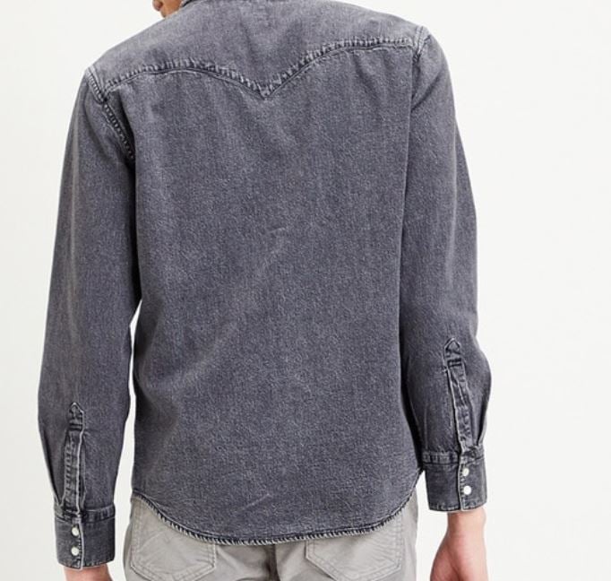 La camisa vaquera de Levis vuela con la oferta del Outlet de El Corte Ingl&eacute;s