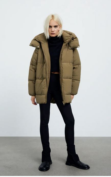 El abrigo acolchado de Zara perfecto para la lluvia y el fr&iacute;o ser&aacute; los m&aacute;s regalado estos Reyes