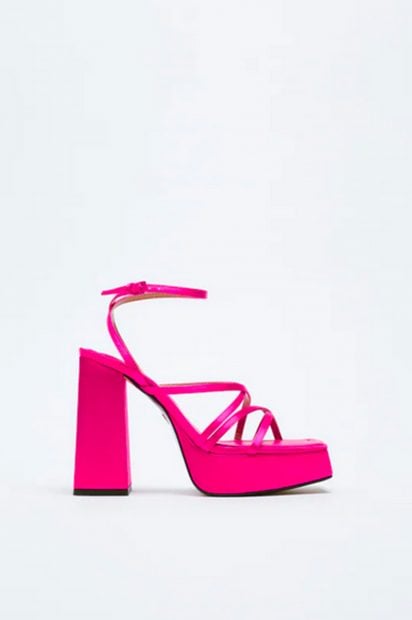 Zapato plataforma fucsia./Zara