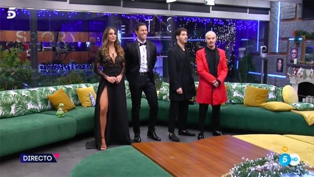 Cristina Porta, Luca Onestini y Gemeliers en la final./Telecinco