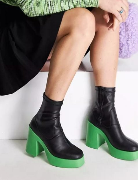 Asos tiene el clon de las botas m&aacute;s llamativas de Bottega Veneta