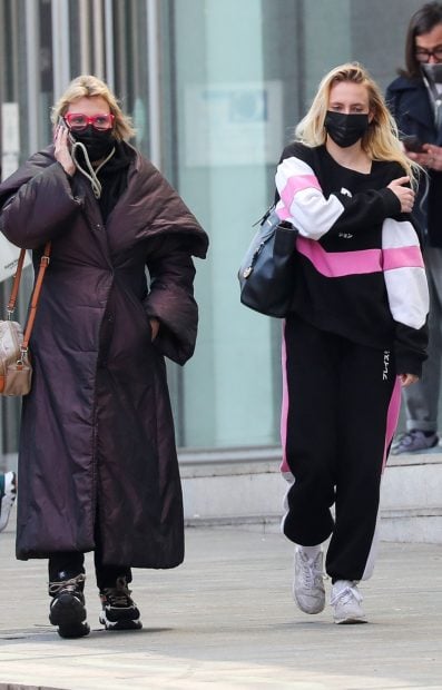 Ainhoa Arteta y su hija Lara, en Madrid / Gtres