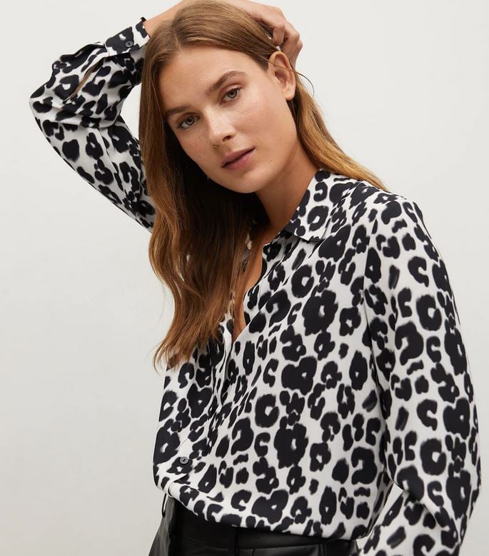 La camisa m&aacute;s top de Mango Outlet arrasa online al tener un 30% de rebaja