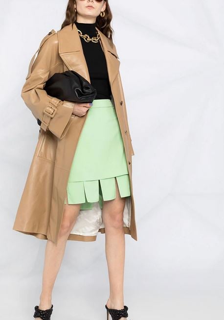 Uterq&uuml;e arrasa con la falda inspirada en Bottega Veneta que arrasar&aacute; estas rebajas