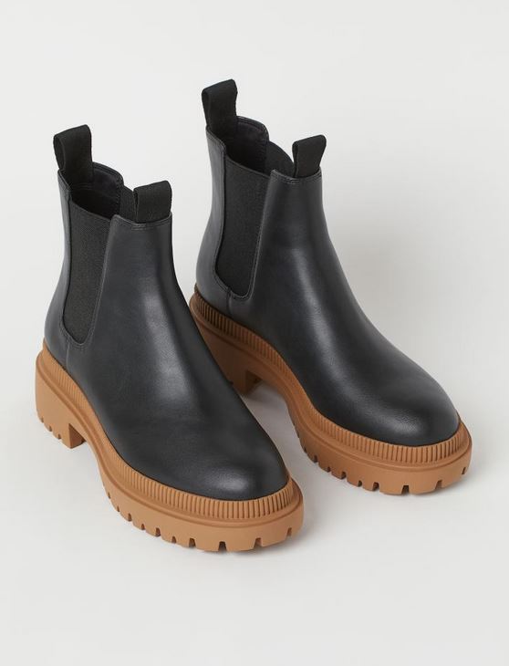 H&M y Mango dan el pistoletazo de salida a las rebajas de oto&ntilde;o-invierno