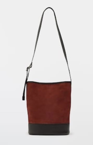 Massimo Dutti tiene los bolsos tirados de precio por rebajas que no te puedes perder