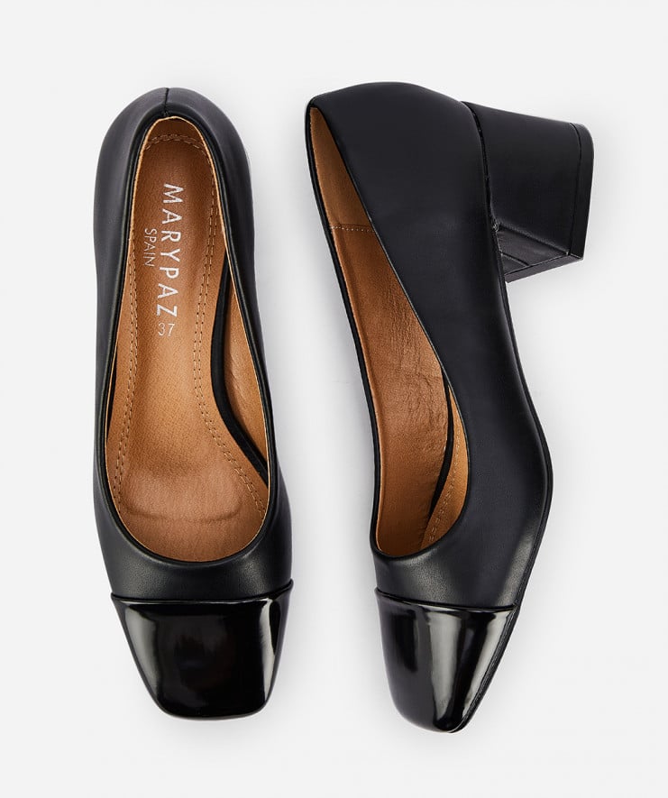 MaryPaz tiene su clon de las cl&aacute;sicas manoletinas de Chanel a un precio irresistible