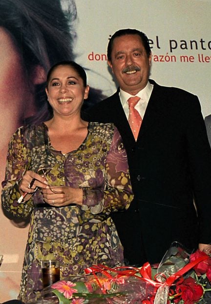 Isabel Pantoja y Juli&aacute;n Mu&ntilde;oz en un photocall / Gtres