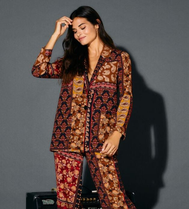 Sara Carbonero conquista a todos con un outfit de Slowlove rebajado