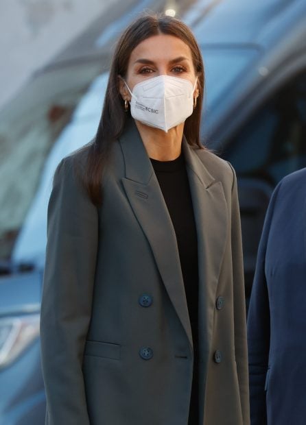 El look completo de la Reina Letizia / Gtres