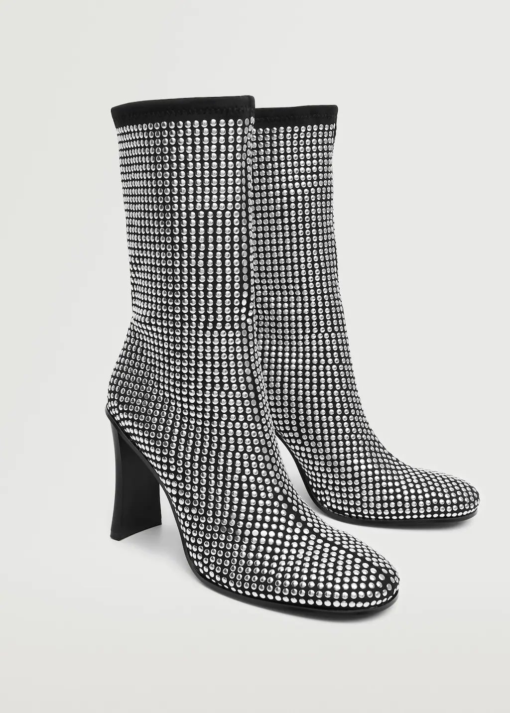 Mango tiene el clon de las espectaculares botas de Yves Saint Laurent