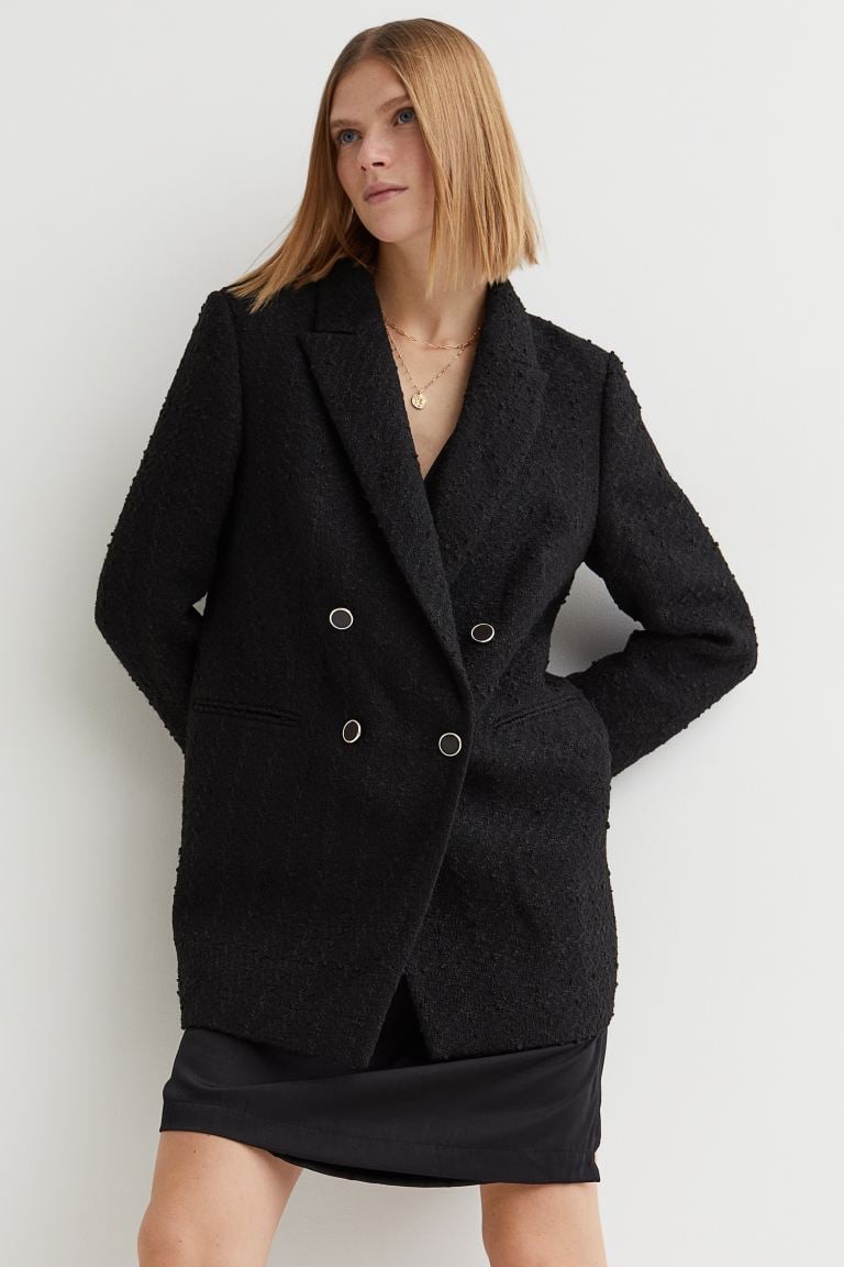 Desearás esta americana de H&M: es la novedad y tiene un precio de escándalo