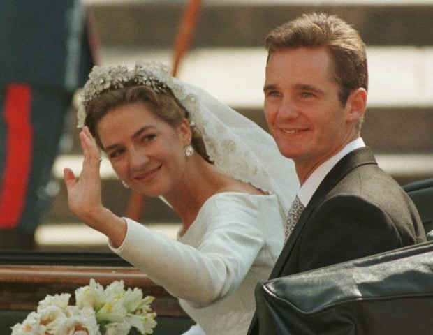 La infanta Cristina e I&ntilde;aki Urdangarin el d&iacute;a de su boda./Gtres