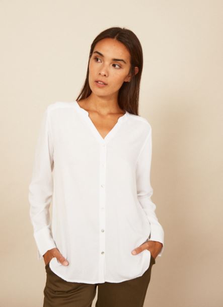 La camisa de Natura que no pasar&aacute; desapercibida en las rebajas