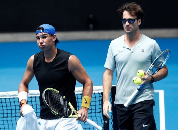 Rafa Nadal y Carlos Moy&aacute; jugando al tenis / Gtres
