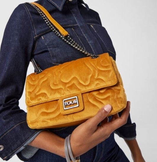 Desear&aacute;s este bolso del Outlet Tous por su forma pero sobre todo por su precio