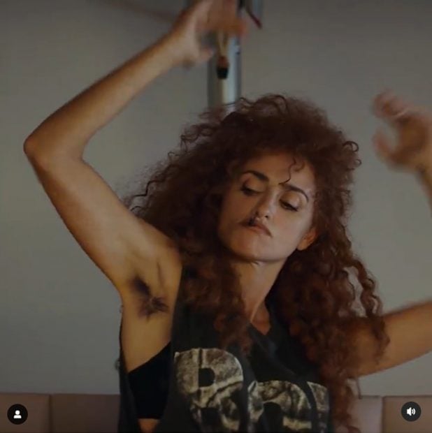 Pen&eacute;lope Cruz con el pelo rizado / Instagram