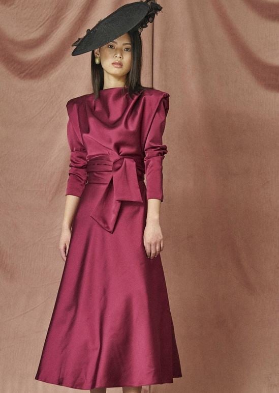 El vestido de Coosy para una boda de d&iacute;a y que queda genial con pamela
