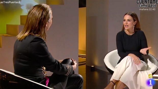Paula Echevarr&iacute;a y Mar&iacute;a Casado en el programa 'Las tres puertas'./RTVE