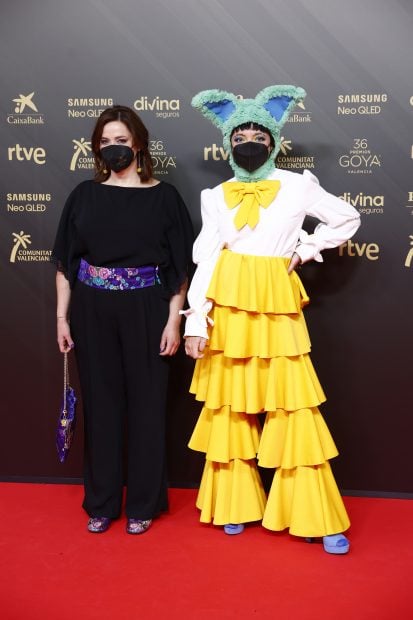 Paloma Mora y Carla Pereira en el photocall de los Goya 2022 / Gtres