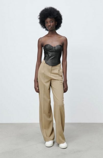 Cors&eacute; de Zara./Zara