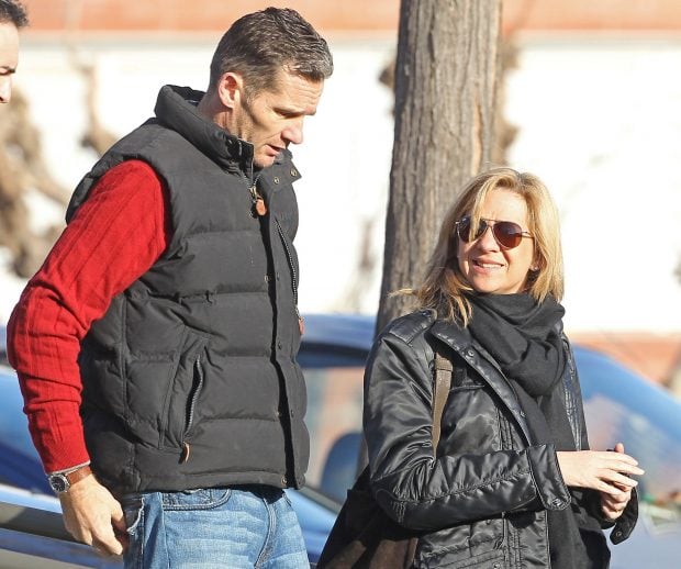 Iñaki Urdangarin y la Infanta Cristina paseando / Gtres