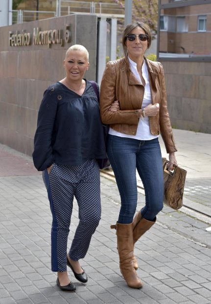 Bel&eacute;n Esteban y Paz Padilla paseando / Gtres