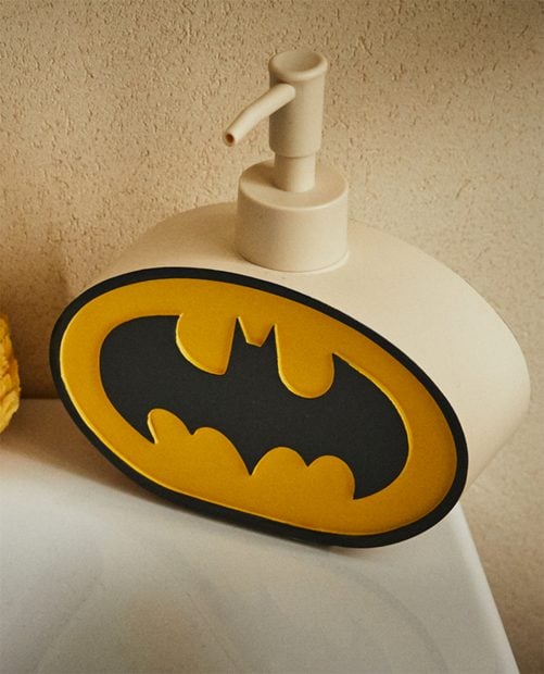 Jabonera de batman./Zara Home