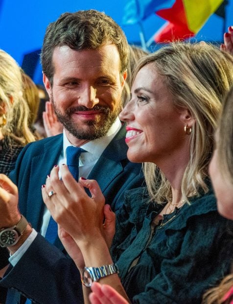 Pablo Casado mirando a Isabel Torres / Gtres