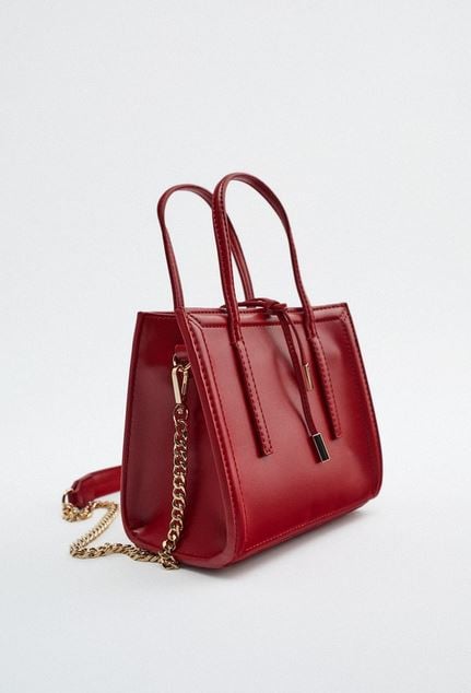 No te podr&aacute;s resistir a este bolso mini de Zara que revolucionar&aacute; tu armario