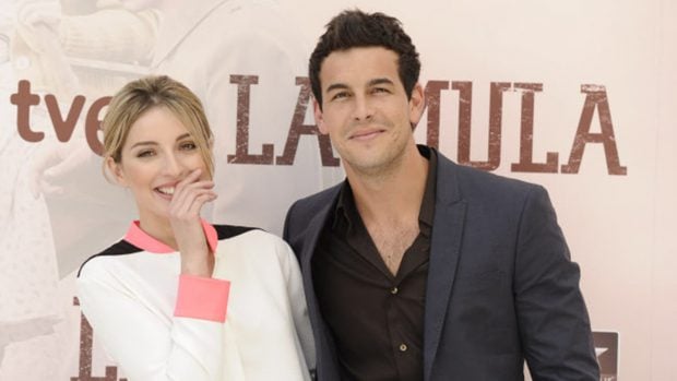 Mario Casas y Mar&iacute;a Valverde en un photocall cuando eran pareja./Gtres