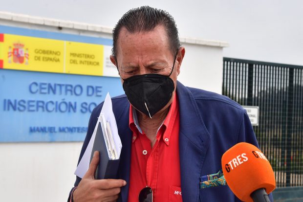 Juli&aacute;n Mu&ntilde;oz saliendo del Centro de Inserci&oacute;n Social / Gtres