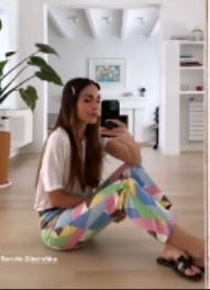Roc&iacute;o Osorno se lanza con los pantalones m&aacute;s coloridos de Bershka