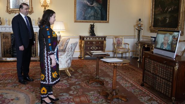La Reina Isabel reaparece./Gtres